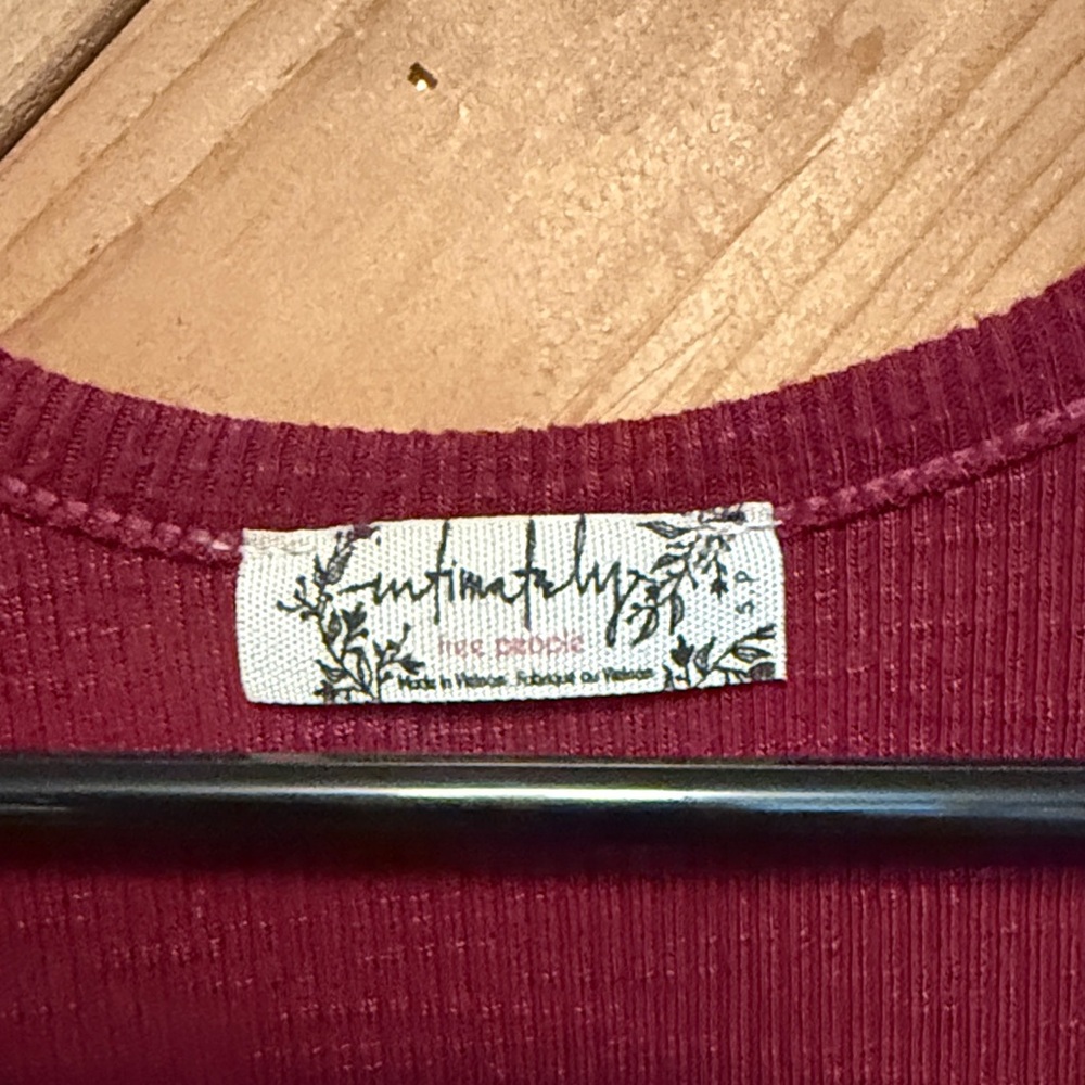 Free People Deep Red Ribbed Top - Picture 2 of 2